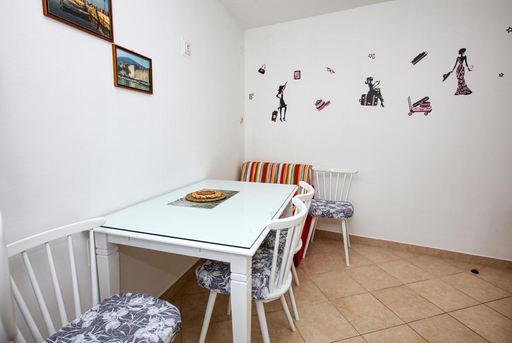 Family Friendly Seaside Apartments Brodarica, Sibenik - 4833 Brodarica  Quarto foto