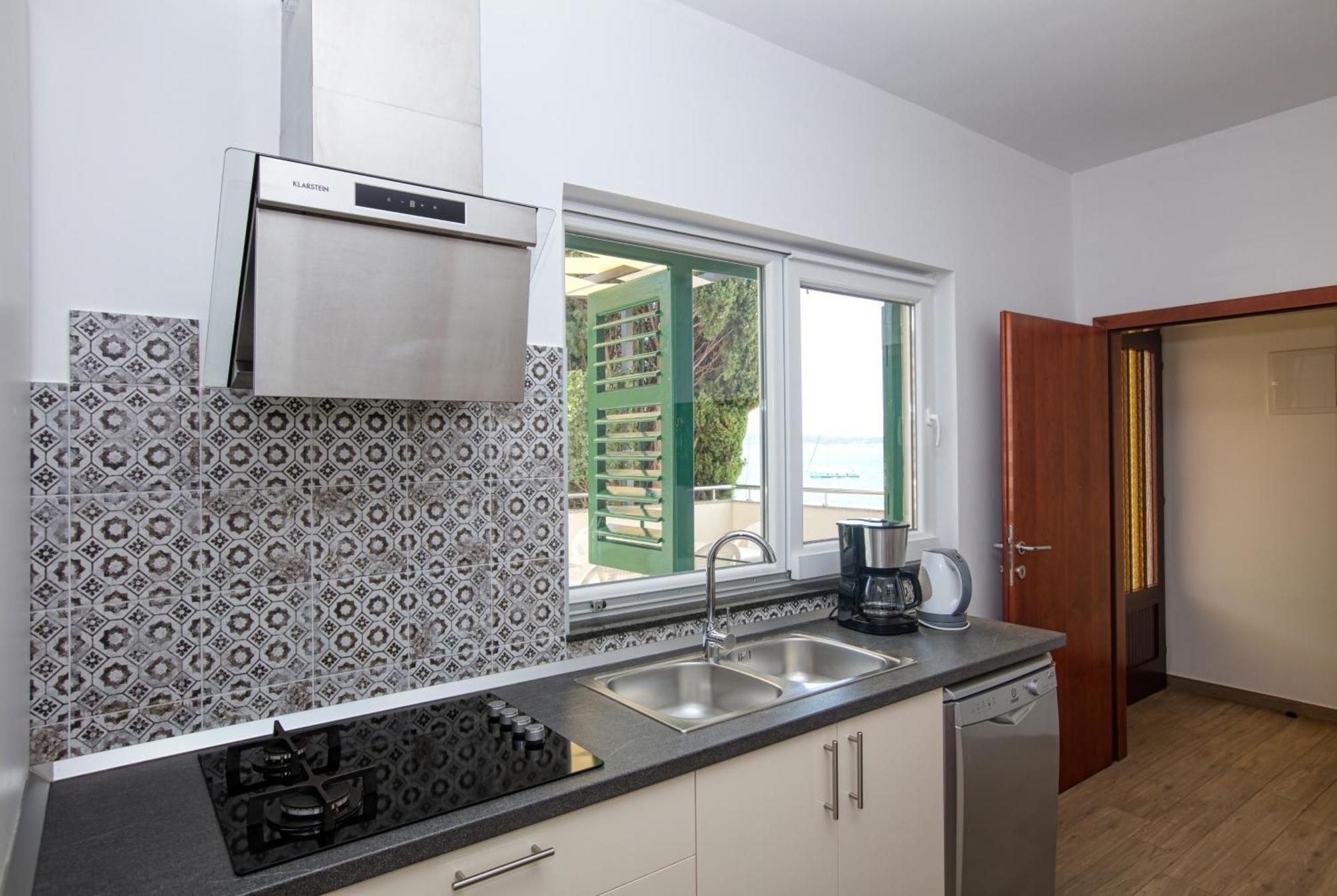 Family Friendly Seaside Apartments Brodarica, Sibenik - 4833 Brodarica  Quarto foto